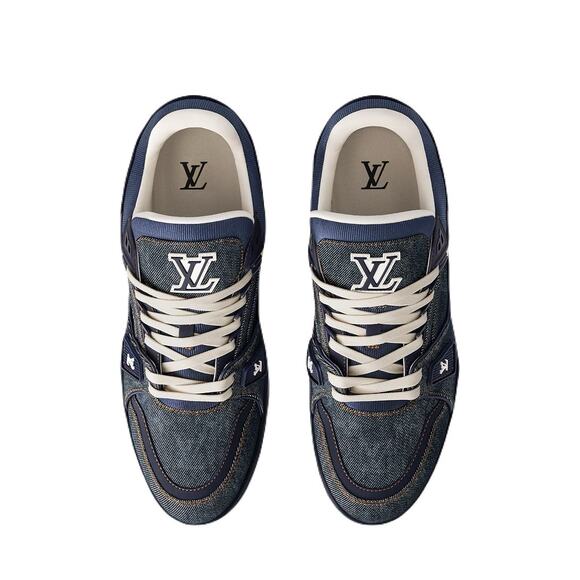 1AHT43
LV Trainer Sneaker Size 090 - Picture 4 of 4